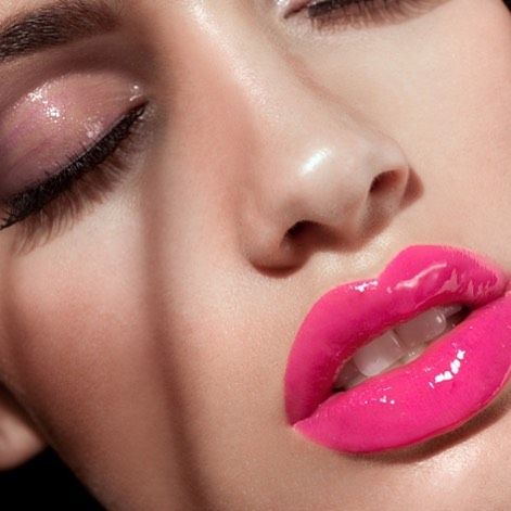 CRCmakeup's tweet photo. Pink lips &amp; glossy lids for the kill!
Use Modster Long Play Lip Vinyl in Club Remix on lips and clear lipgloss on eyelids to get this look
#beautyunplugged #ardencyinn ( #📷 @ardencyinn )
•
•
•
#crcmakeup #camerareadycosmetics #makeup #mua #makeupartist https://t.co/Ak3JDvU4PT