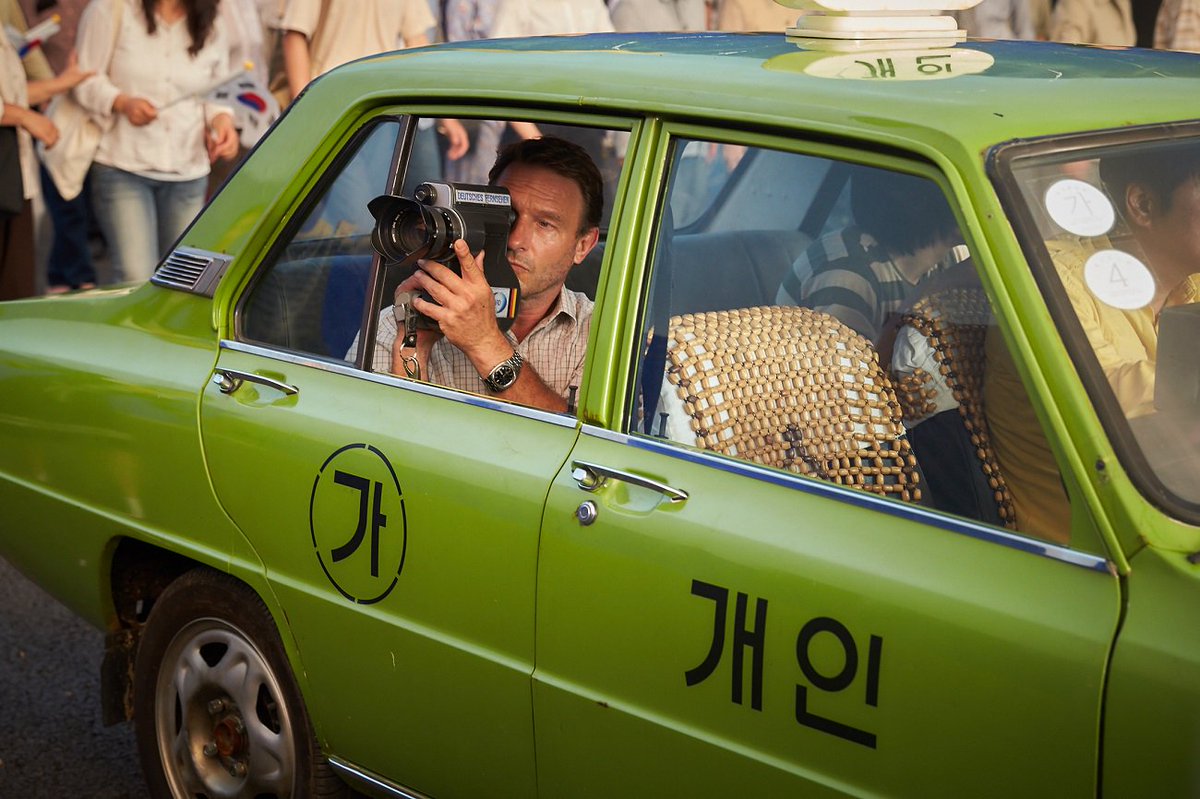 taxidriver0421's tweet photo. 【キャスティング②】チャン・フン監督は、トーマス・クレッチマンのキャスティングは当初は難しいと考えていましたが、英訳した脚本を送付した後日、LAの自宅に招待されて多くを語り合ったそうです。監督は彼のような素晴らしい俳優と出会えた事は大きな幸運だったと回想しています🚕 https://t.co/lD91aR1OhB