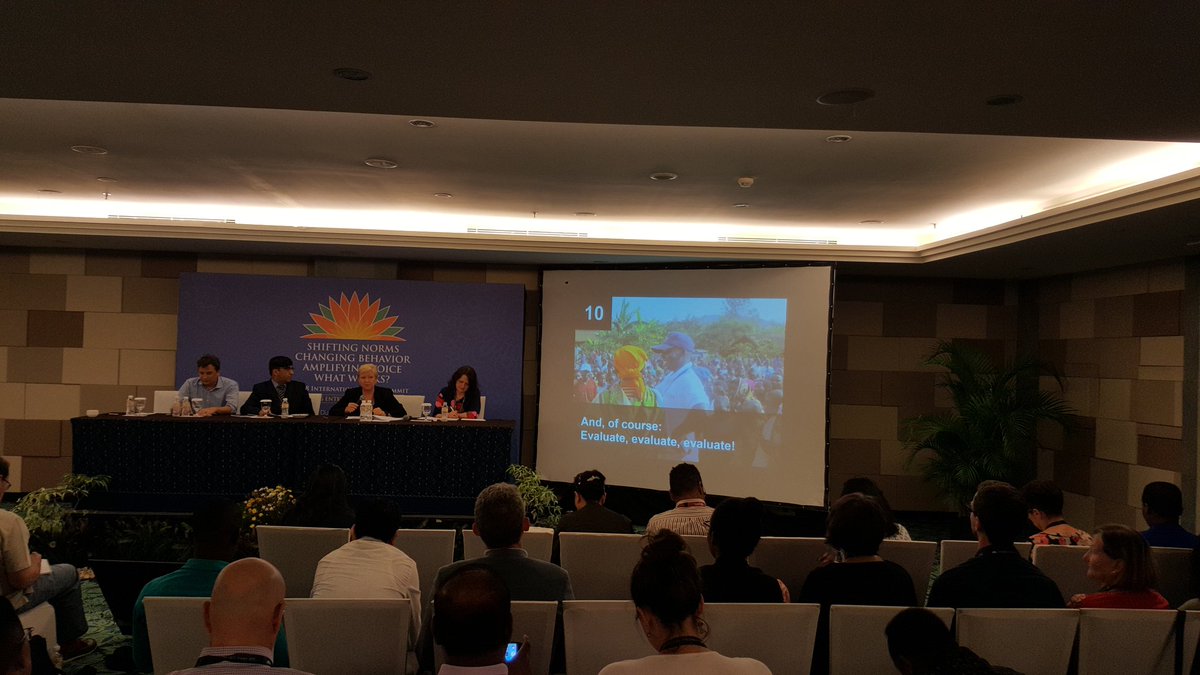 NikeAyodele1's tweet image. Kris Barker shares 10 golden rules for successful EE programming.
"To make great films, you need 3 things; THE SCRIPT, THE SCRIPT, THE SCRIPT"- Alfred Hitchcock
#Rule8-10
#SBCCSummit