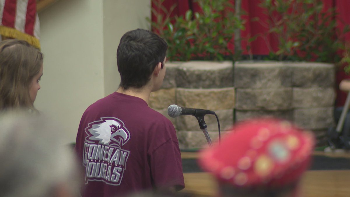 Hundreds turn out for tense Broward forum on school safety bit.ly/2HJK6p5 https://t.co/2G6Rk19K3h