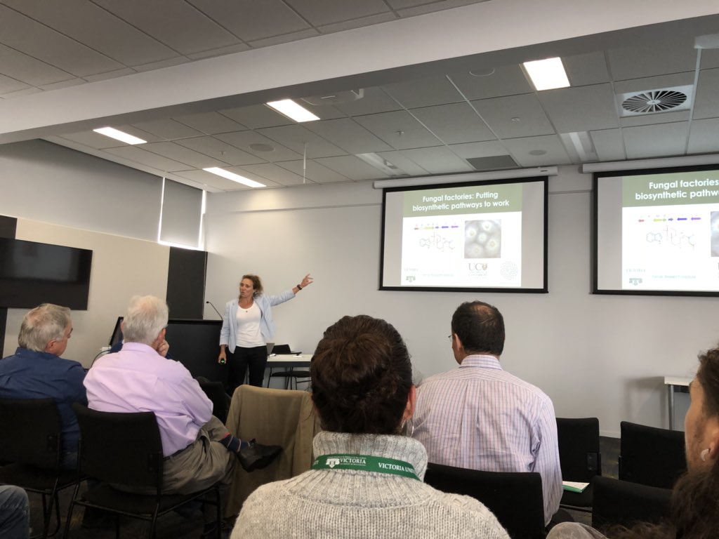 Ferrier_Inst's tweet photo. Great turnout for the BIC symposium today! So far we’ve had a range of talks spanning synthetic chemistry, proteins science, immunology and engineering. Now into the afternoon session, #FerrierScientist Prof Emily Parker will talk about the #MicrobialFactories project. https://t.co/euuwAu2t5p