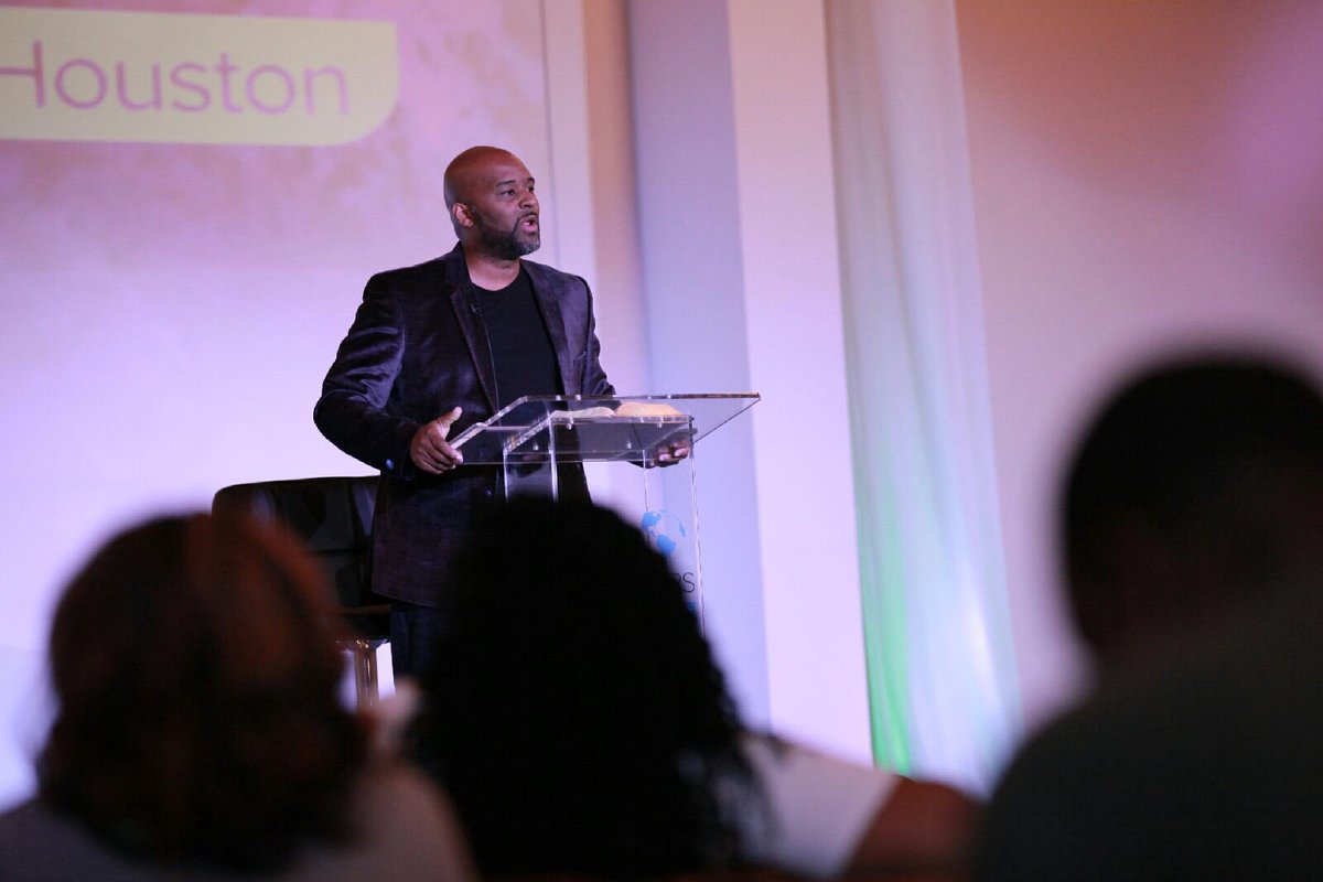 WCCHouston's tweet photo. Pastor Archie preached on obtaining our ready-made victory! We must believe that grace made all we need available to us. Rest in Him knowing the Holy Spirit will speak to us and as we are obedient to His voice we will discover His provision for us! #wcchouston #worldchangers https://t.co/Zfh8bUC71b