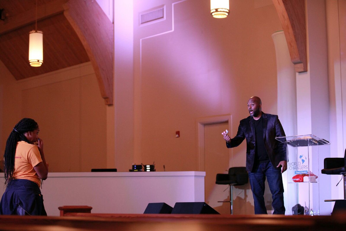 WCCHouston's tweet photo. Pastor Archie preached on obtaining our ready-made victory! We must believe that grace made all we need available to us. Rest in Him knowing the Holy Spirit will speak to us and as we are obedient to His voice we will discover His provision for us! #wcchouston #worldchangers https://t.co/Zfh8bUC71b
