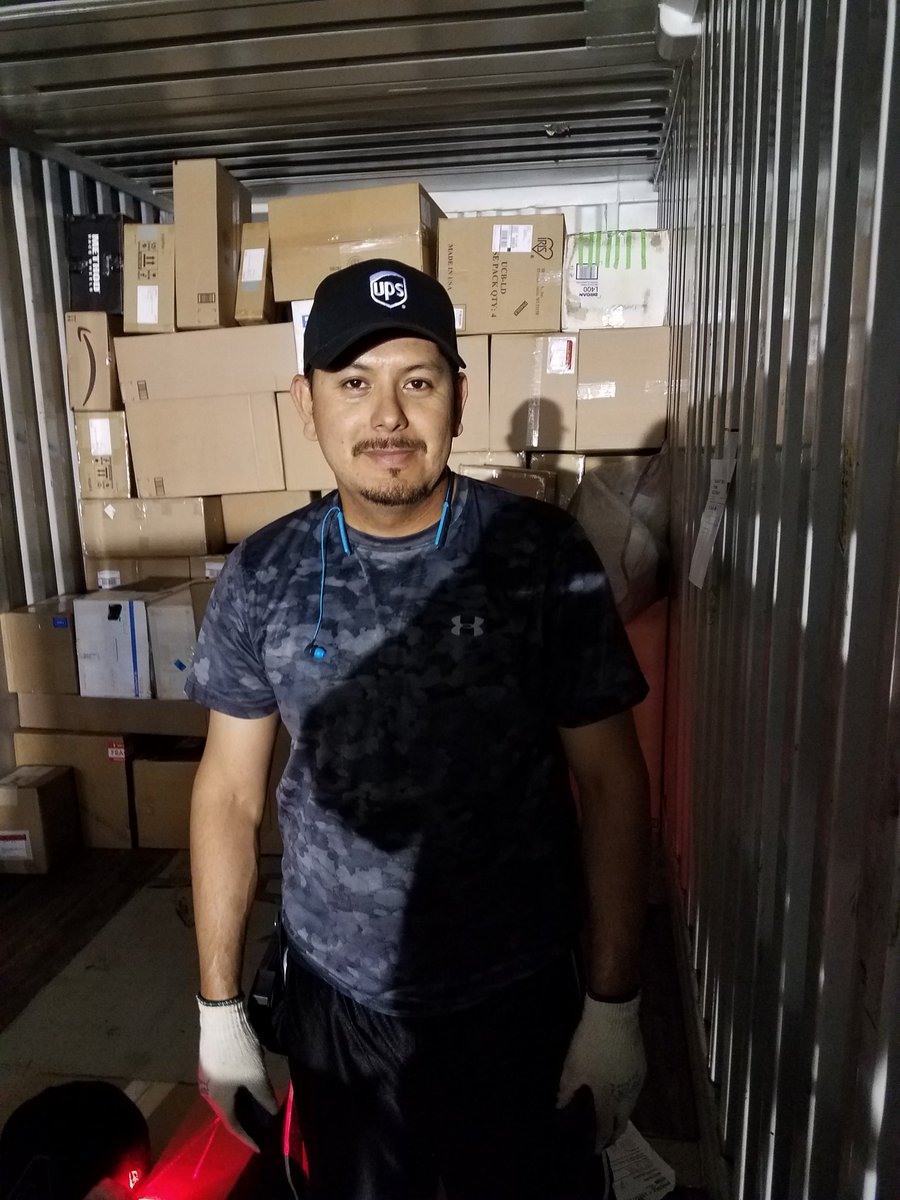 Great Job Pedro. He just pulled 3 has marked packages out of the load by follow the correct method. #CaughtSafely #SafetyFirst @DesertMTUPSers <a href="/JButchPE/">John Butcher</a> <a href="/Jeannet51266871/">Jeannette Brown</a>