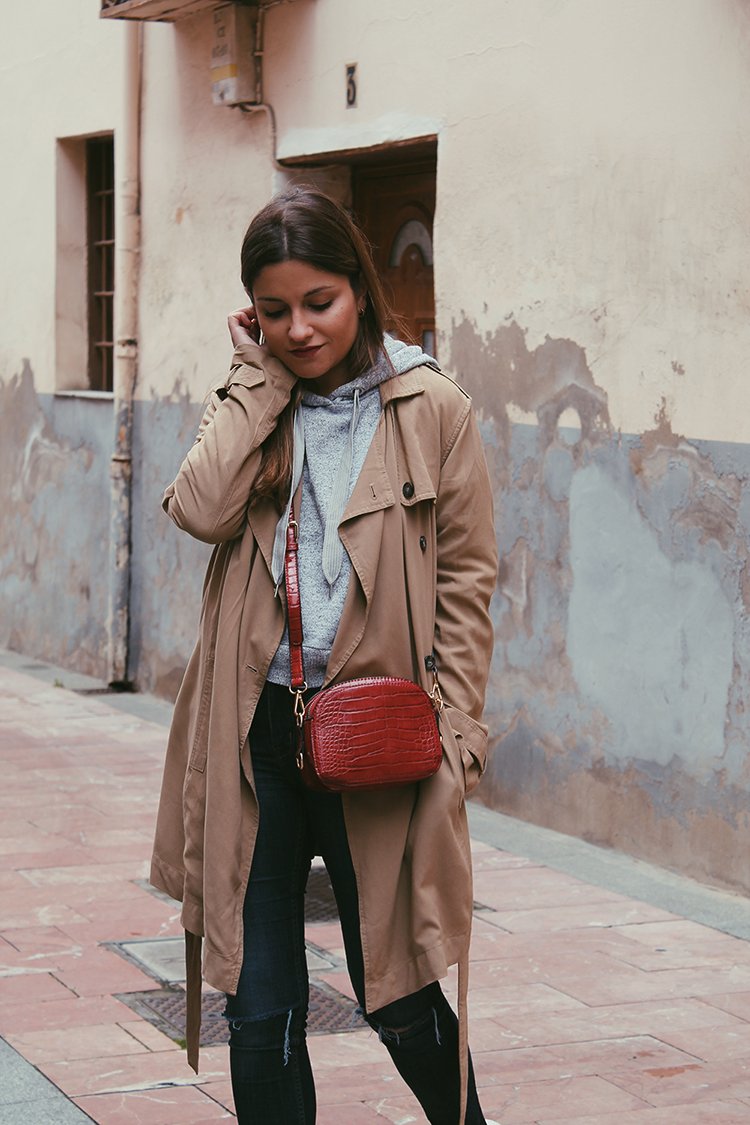LB_Coconut's tweet photo. ¡Buenos días! Nuevo post en el blog :)

https://t.co/HBfIJpmtr3

#moda #felizjueves https://t.co/oOwazKjF17