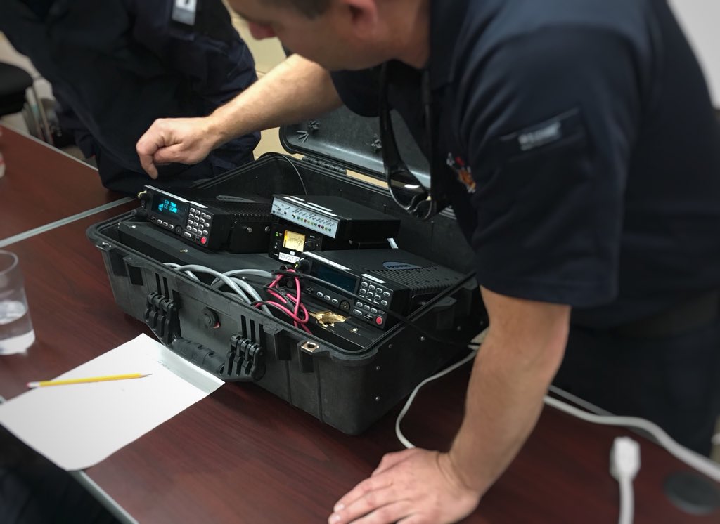 CanmoreFireRes's tweet photo. ROMEO-ALPHA-DELTA-INDIA-OSCAR...emergency response radio systems &amp; fireground communications at #FirePractice tonight. #AFRRCS #Trunked #CrossPatch #MobileRepeaters #MultibandBridging #Redundancy https://t.co/oY7JJVfvqn