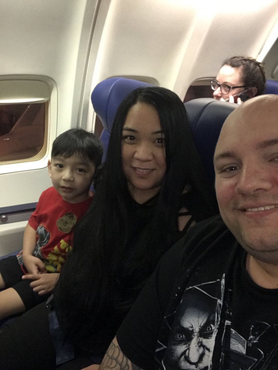 kamuela_dunahoe's tweet photo. Always make time for you family cherish those moments! You can never get that time back! #workhardplayharder #familyfirst #FamilyValues #familyvacation @NorthwestUPSers @NWParentsBRG https://t.co/Oplp9LaFne