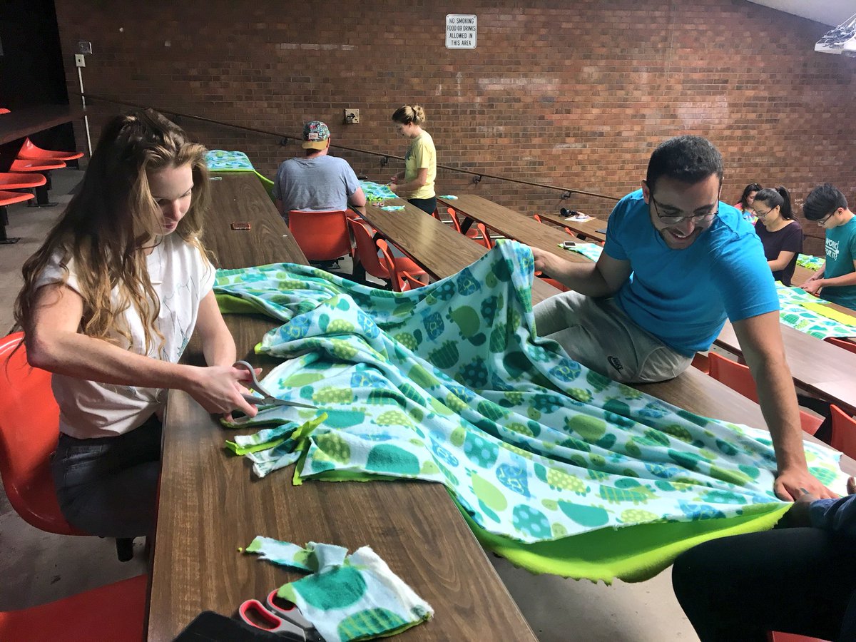 vucf_arts's tweet photo. The blankets came out AMAZING!! Thank you to everyone who came and helped out for such a great cause! 🍼😍👶 #ArtsAndRecWeek2018 #BlanketsForBabies https://t.co/bVWciWhXF8