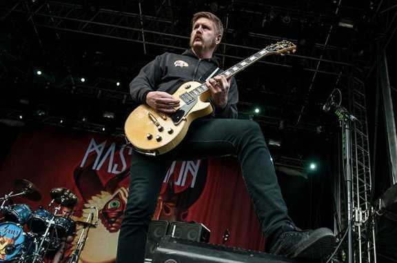Did you know Bill Kelliher &amp; Brent Hinds won the Metal Hammer Golden Gods award for best shredders, Mastodon's first ever award? Rock with them at <a href="/FronterizoFest/">Fronterizo Fest</a> 2018 - April 27, 28 &amp; 29 - Tickets here: buff.ly/2HICRxJ