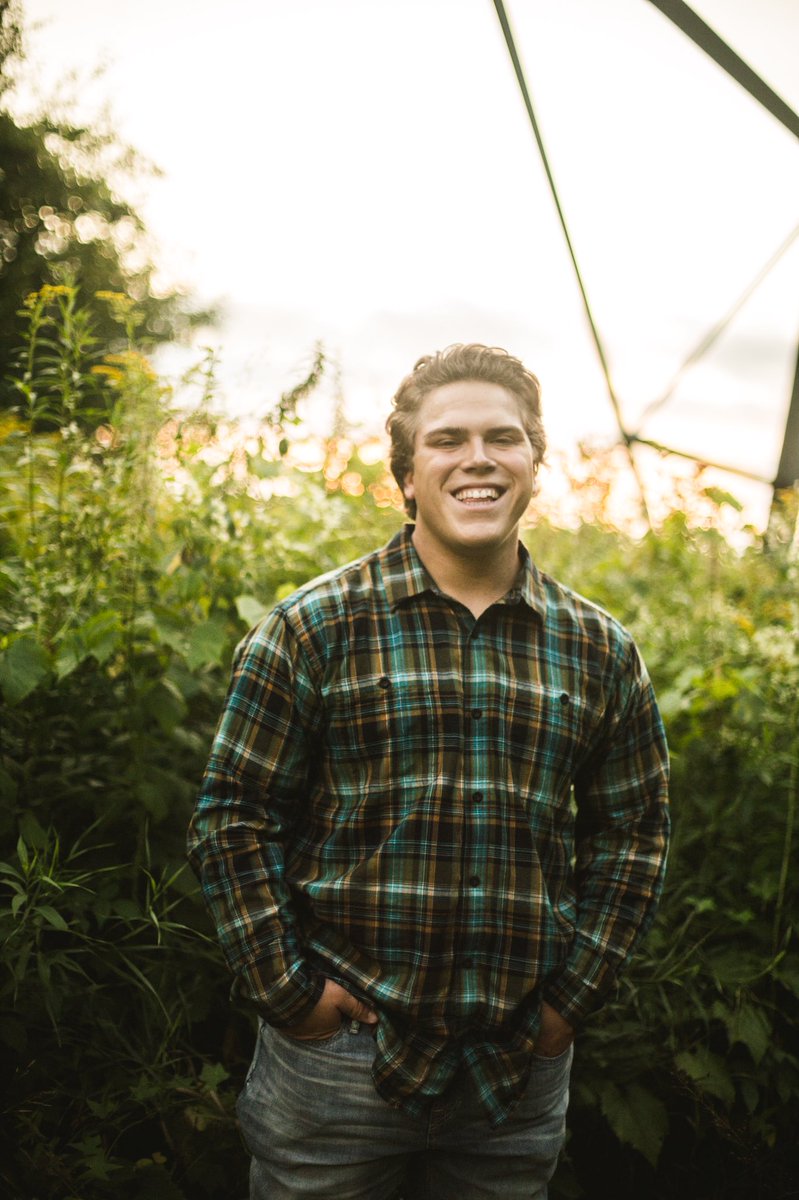 jackmhebert's tweet photo. Contact me if you are looking for some affordable, quality senior Pics this spring. I have a limited amount of time this spring, so let me know if you’d like to shoot! https://t.co/0361tm8UML
