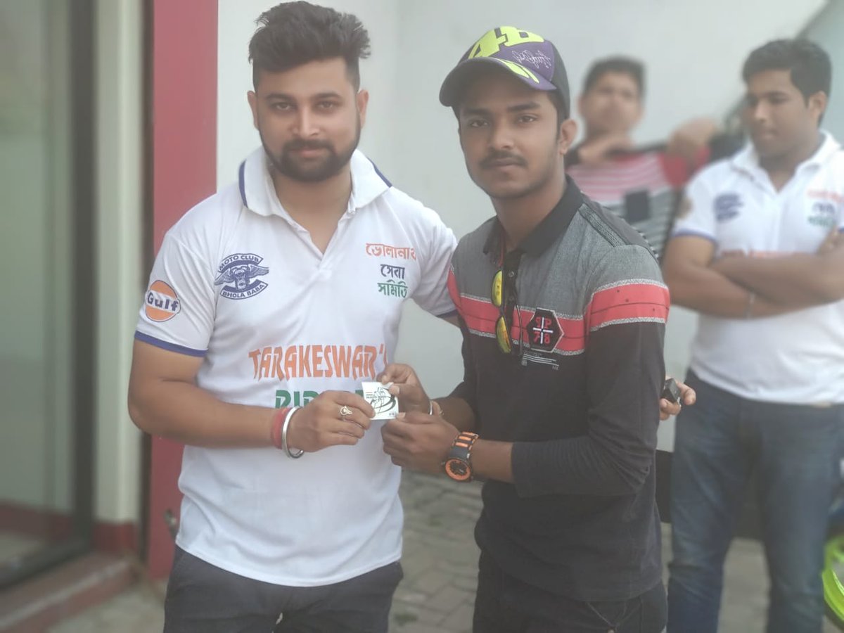 dragging_demons's tweet photo. #Asansol_meet_up
#moto_club_bhola_baba
#lots_of_fun #bike #bikelife #beautiful #swag #ride #love #motorcycle #draggingdemons #india https://t.co/89RSJmn2Cy