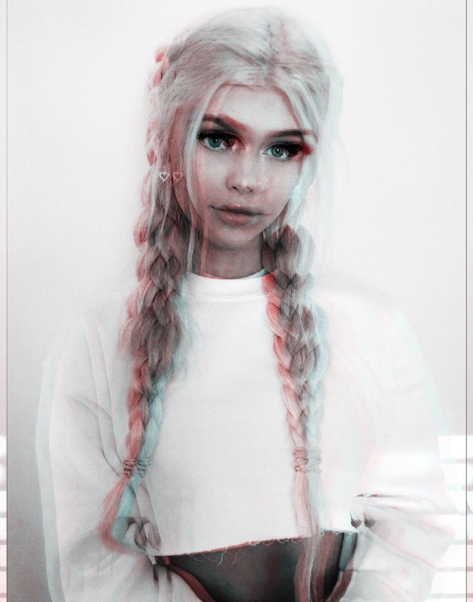 ineslorengrayf1's tweet photo. Loren❤️happy birthday im soo happy for u and i hope you like this edits i worked hard on them but you know that #AngelSquad loves you❤️❤️❤️ https://t.co/xk5hBgIiJa