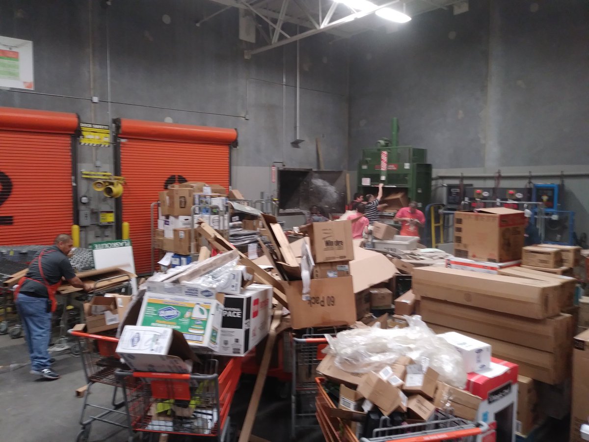 miss_teague's tweet photo. #GulfCardBoardChallenge. #All4One @Aaron____Martin @melaniepayneTHD @BacaDavidbaca6 https://t.co/6uzXYWfjF9