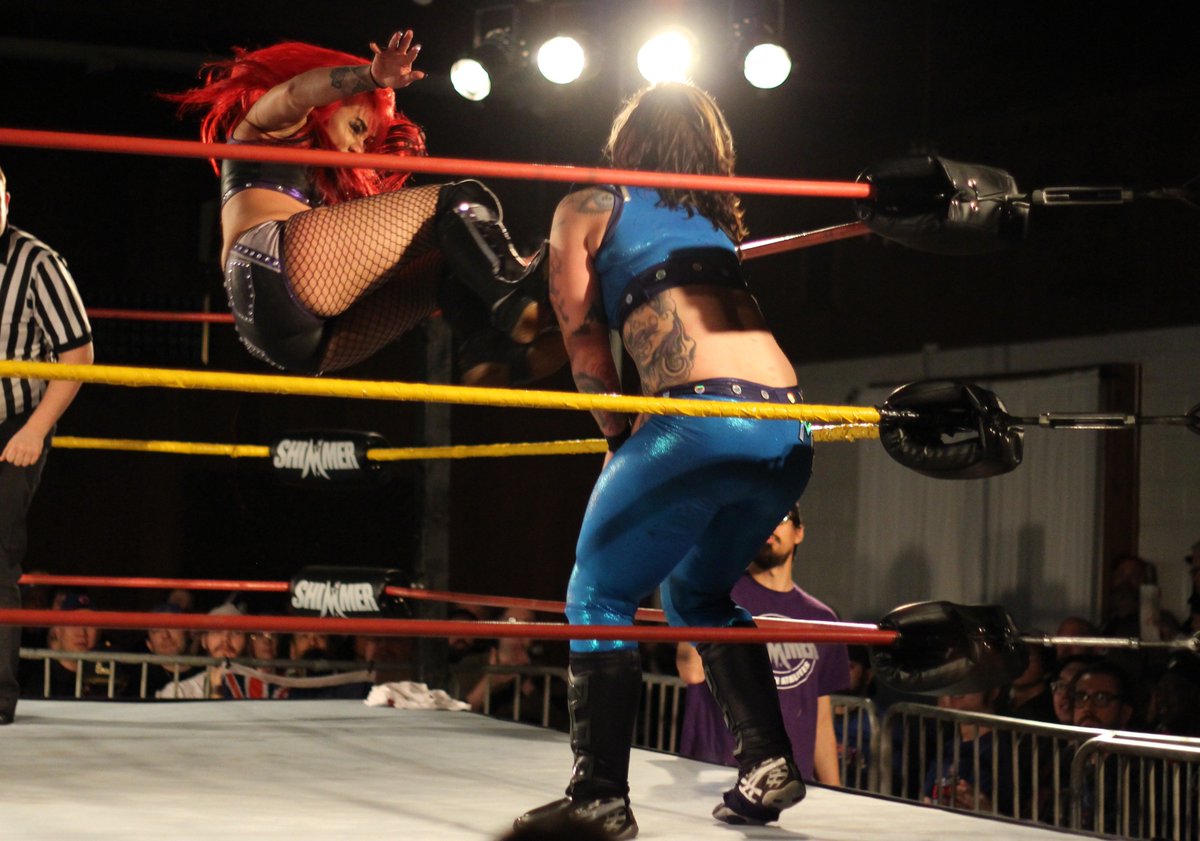 DAFALCON11's tweet photo. @HudsonEnvy @DynamiteDiDi23 @MirandaAlize_ @Kay_Lee_Ray had a wild match at @SHIMMERwomen #Vol101 https://t.co/tuKmvZUGaz