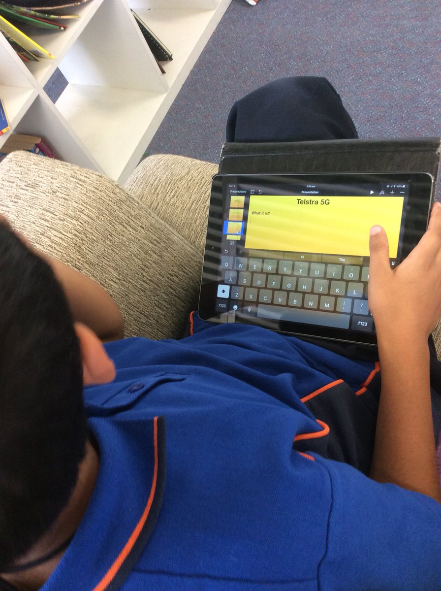 MrsBretag's tweet photo. 5B and 5D investigating Digital Technology through some interesting provocations... @AitkenCreekPS @CBLWorld https://t.co/aR3qC1rw1A