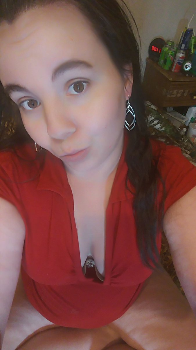 Mistress_Annabe's tweet photo. Getting on @chaturbate with my lush. Cum play @chaturbate_eu @ChaturbateBabes @CamGirlWars 
https://t.co/BU3jBRZLcW https://t.co/Eqhbsofa3v