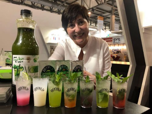 food_retail's tweet photo. #Cocktail54: ya está aquí el 'take away' de los #mojitos https://t.co/T6ERkLC1jG #trendrinks #FelizJueves https://t.co/mvLzLwmsMo