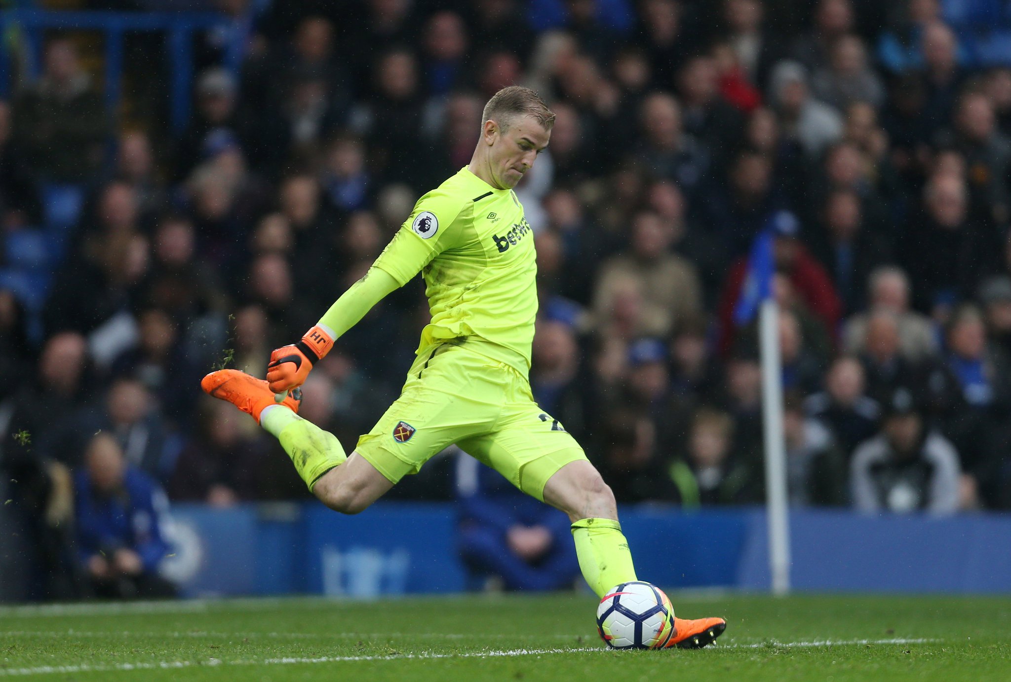 Wishing a very happy birthday to Joe Hart!  