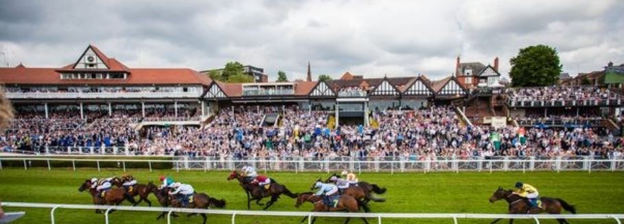 🏇🏇CHESTER RACES - YOUR GUIDE TO 2018 🏇🏇

With four trains an hour from Liverpool, getting to and from the city is easy with Merseyrail. And with our off-peak day saver only £5.20, going by train really does cost less than you think!

&gt;bit.ly/2JVEx7s