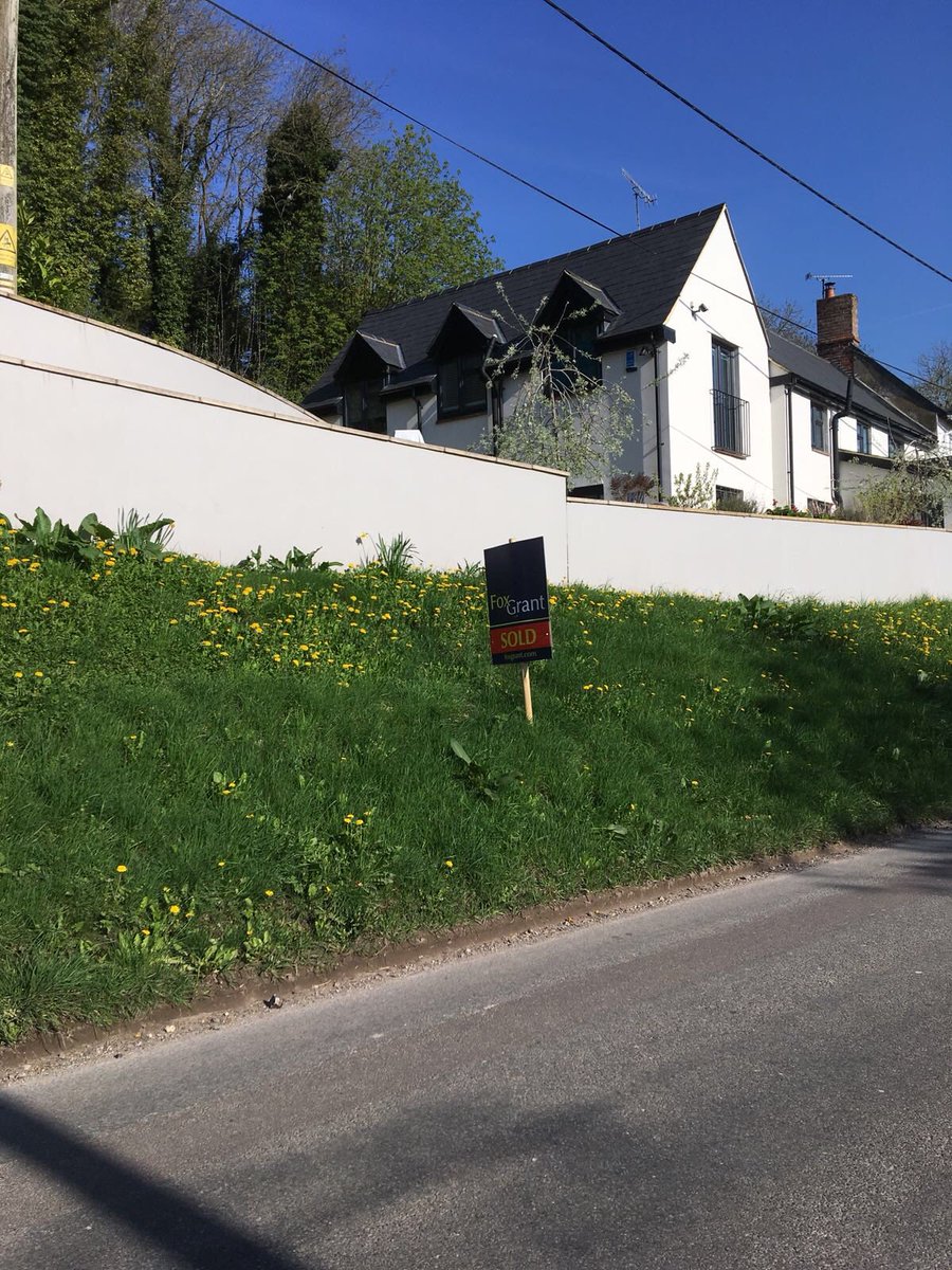 FoxGrant's tweet photo. It’s going to be a good day, the sun’s shining &amp; another one sold #Woodfordvalley #villageproperty #specialists https://t.co/XgojSr8g6v https://t.co/Ae2IhlYSPI