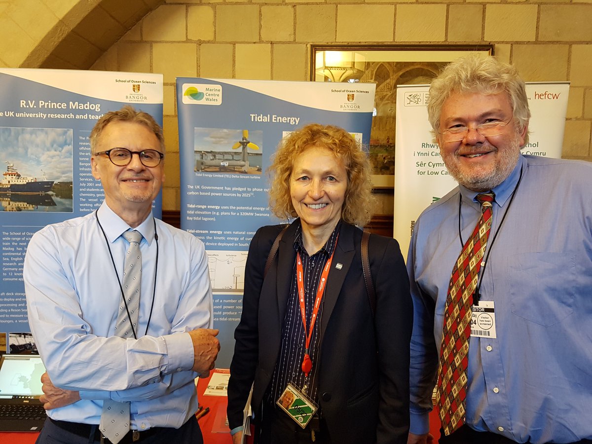 BangorUni's tweet photo. Great to meet Christina Rees @Rees4Neath Shadow Secretary of State for Wales at the @AlbertOwenMP #AngleseyDay, and to discuss the work of @sos_bangor_uni and the National Research Network for Low Carbon, Energy and the Environment @NRNLCEE in London https://t.co/QFkkQZjiig