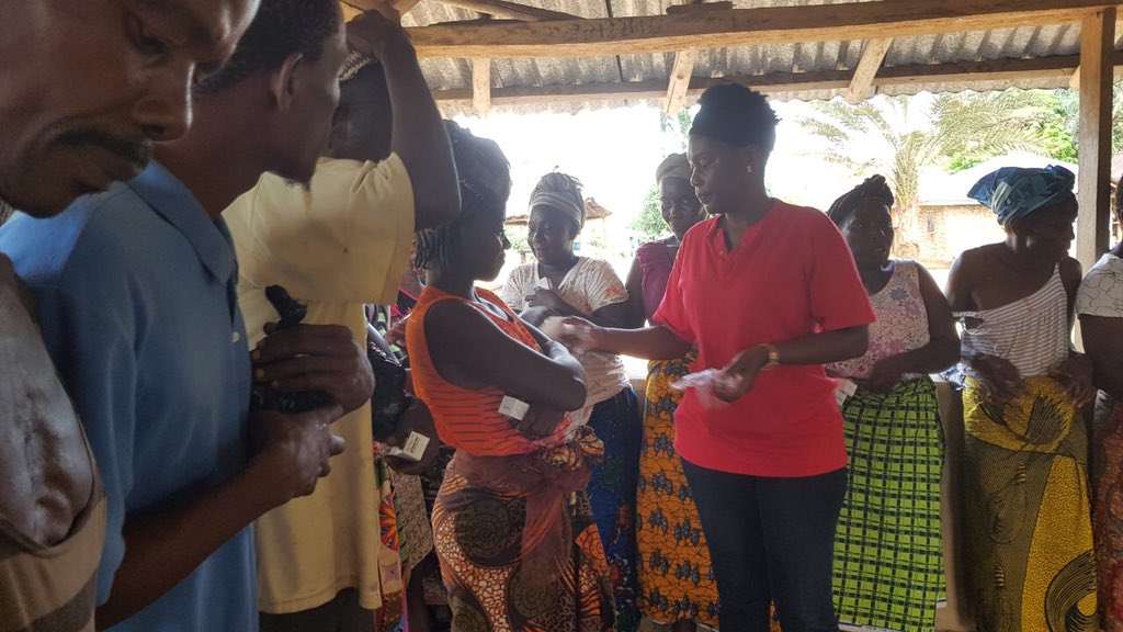 artist_positive's tweet photo. #back in #Africa #GOD’s people are helping the #homeless and #the #needy GLORY TO #YAHSHAYAH #Charity #GLORY TO GOD https://t.co/jvyoxPE8Ej