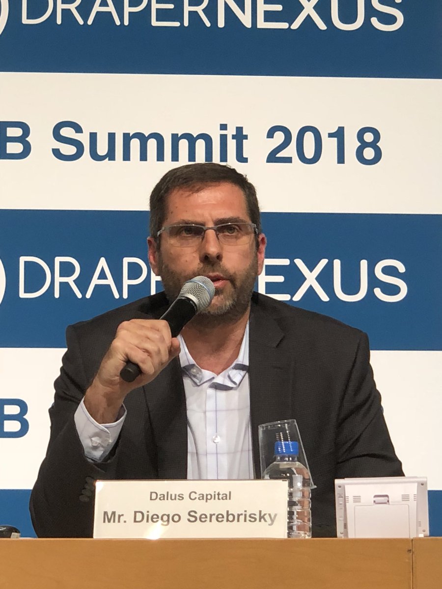 TetsuNakagaki's tweet photo. Wavemaker(Singapore), Dalus(Mexico), Blume(India), and Gave (Draper Venture Network)
「グローバルVCが見るB2Bトレンド」
#B2BSummit2018
#DraperNetwork #drapernexus https://t.co/CzJPnqSTXA