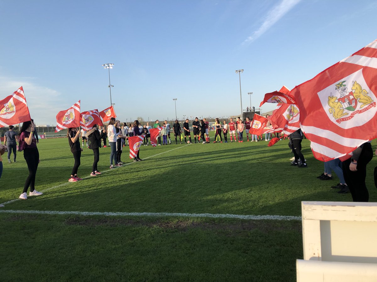 Stonehenge_PE's tweet photo. The experience at @bristolcitywfc yesterday for 40 of our girls was fantastic. They had a stadium tour, a session with some of the academy girls, met the players, were mascots/flag bearers for the game, had a little goodie bag to take home &amp; they loved it ⚽️ #inspireageneration https://t.co/o6jON2WgBF