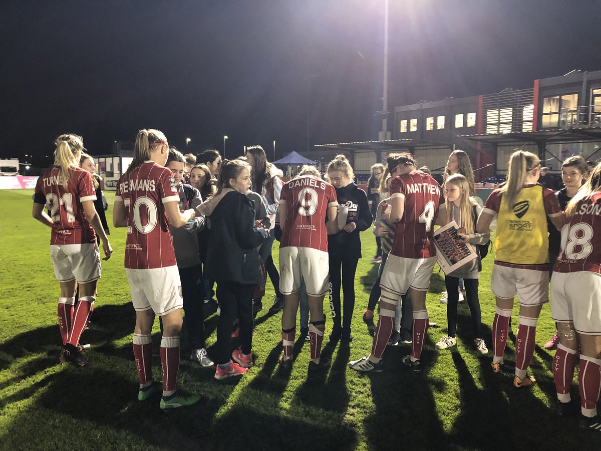 Stonehenge_PE's tweet photo. The experience at @bristolcitywfc yesterday for 40 of our girls was fantastic. They had a stadium tour, a session with some of the academy girls, met the players, were mascots/flag bearers for the game, had a little goodie bag to take home &amp; they loved it ⚽️ #inspireageneration https://t.co/o6jON2WgBF