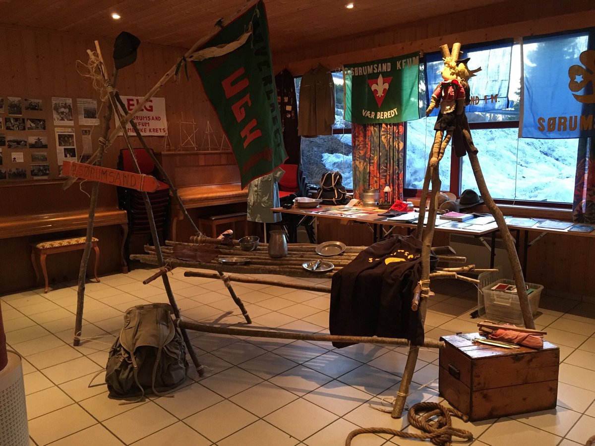 gunvorme's tweet photo. Sørumsand KM feirer 80 år - med jubileumsfest og speidermuseum for en dag! #speiderhistorie #desomgikkforan #sagaenomUGH @speidermuseet @kmspeider https://t.co/TKS7MdpE6f