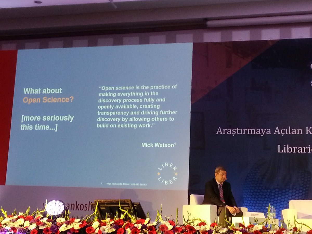 PervinBezirci's tweet photo. #AnkosLink2018, Deniz Baltacı moderatörlüğünde , Dr.Simone Sacchi LIBER Açık Bilim Stratejisini anlatıyor... https://t.co/UvppcsWuQH