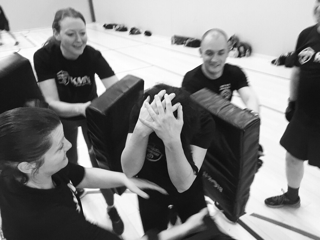 KMNewcastle's tweet photo. Outnumbered & exhausted, only one thing for it - Fight! Great energy in class, see you all next week.
#kravmaga #newcastle #kravmagaalliance #kravfit #strikefit #selfdefence https://t.co/9nHVpzyteh