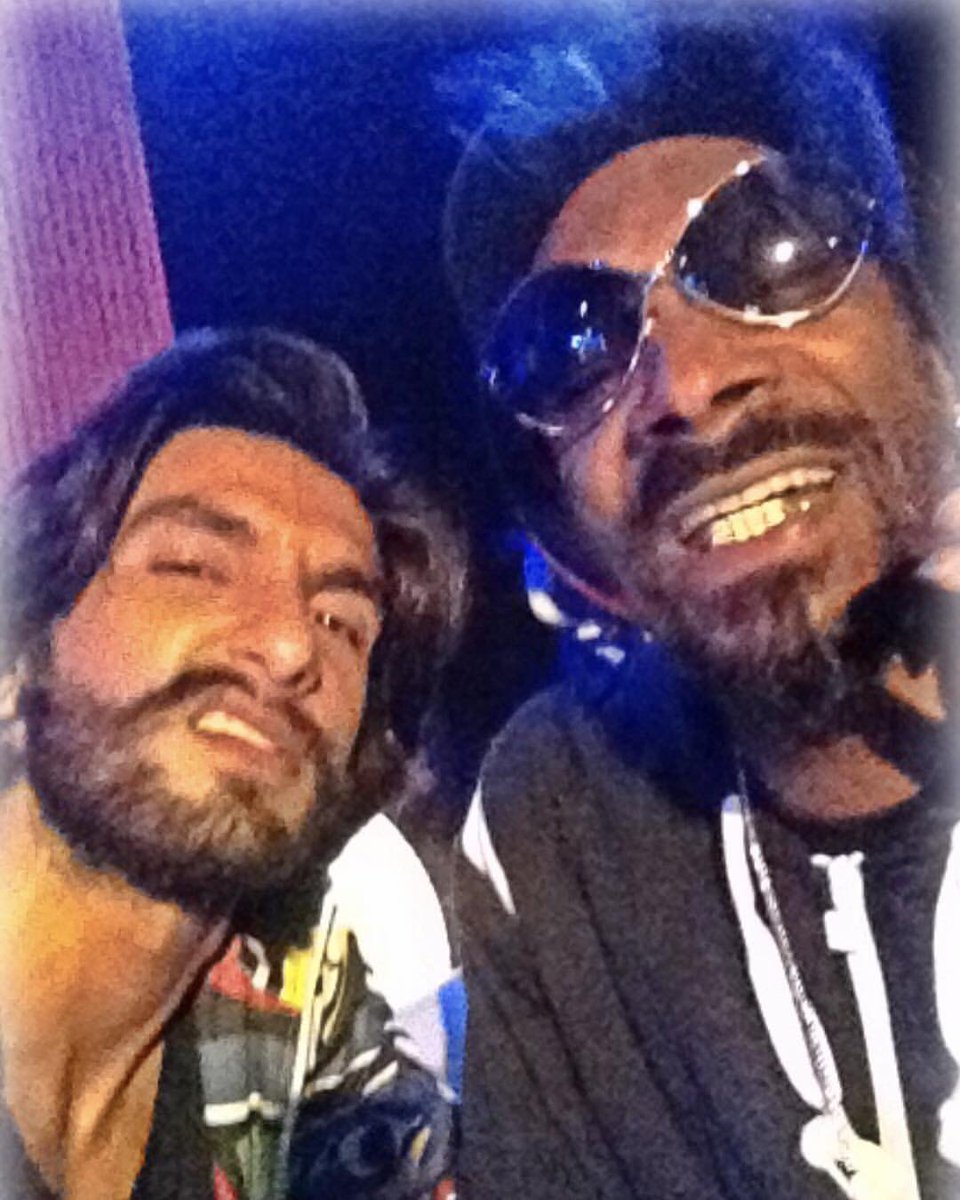 RanveerOfficial's tweet photo. Ain’t nuthin but a G thang #throwbackthursday tha #doggfather @SnoopDogg https://t.co/kpi5DoPpUW
