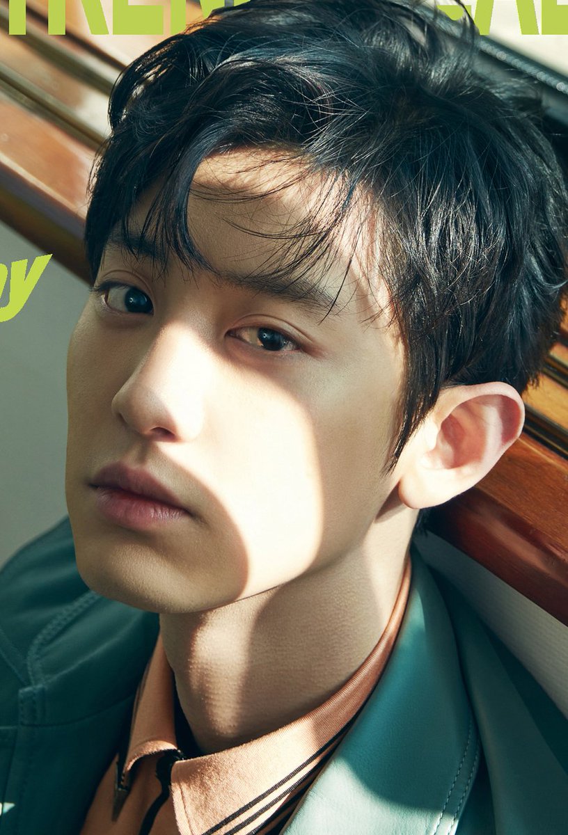 chanyeolit's tweet photo. 이것이 얼굴이다 -엑소 찬열편-  (아님 
ㅋㄴㅇ라ㅣㄴ애ㅑㄴ이ㅏㅌㄹㅇㄹㄷㄱ라ㅓㅓㅓㅓㅓㅓ(뛰어내림 (사뿐 @weareoneEXO #엑소 #찬열 #EXO #CHANYEOL https://t.co/sMHkInhqul