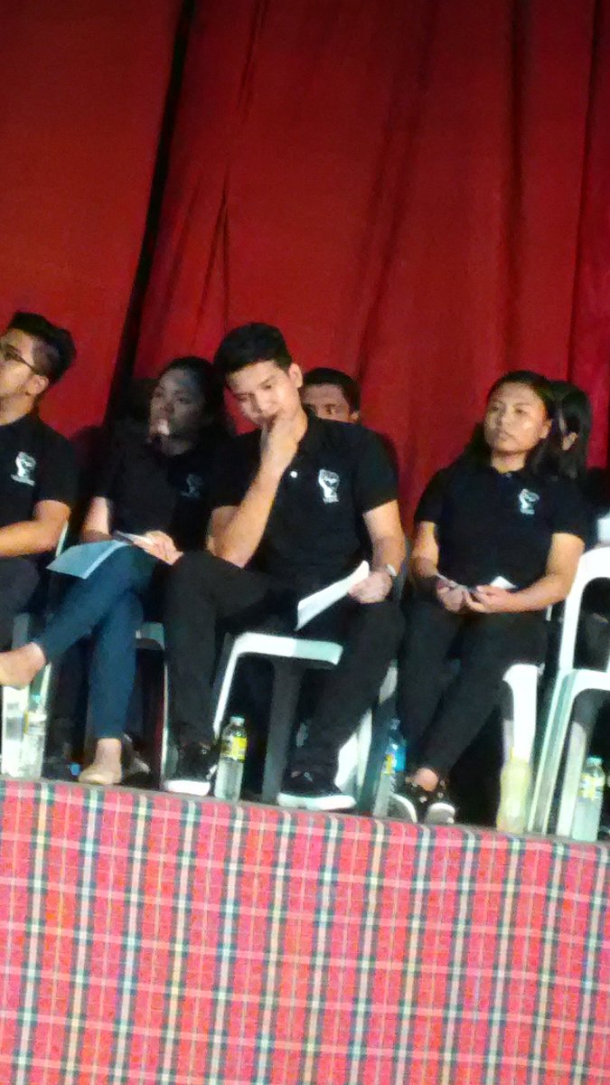 marktabol4ever's tweet image. #PogiProblems

Hot af 🔥 
Rt mo na besh 😉