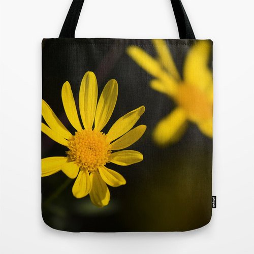 RandomOasis's tweet image. New Listing: Yellow Daisies Photo Tote Bag, Floral Fireworks 1, Floral Nature Photograph by RandomOasis, ift.tt/2aKX7Br