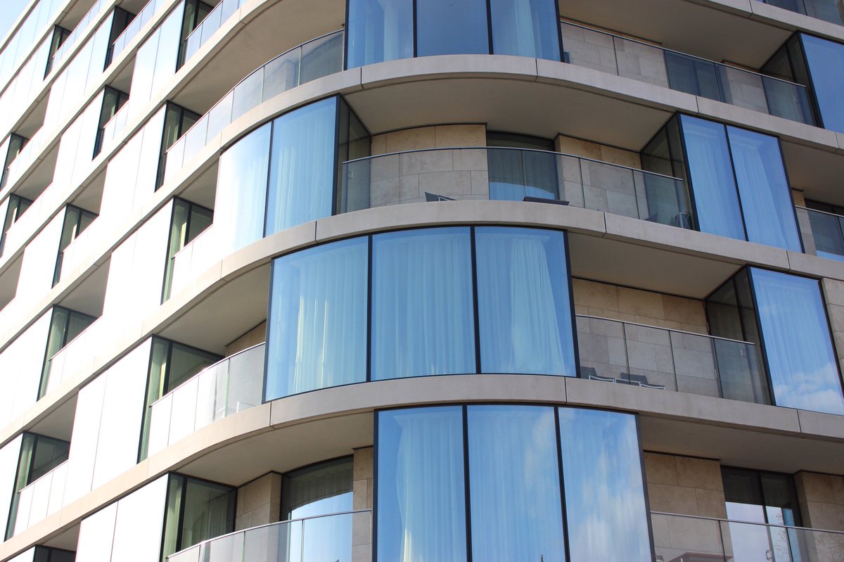 _JemmaY_'s tweet photo. #perspective #photo #photography #london #building #windows https://t.co/lT8Ldbc53p