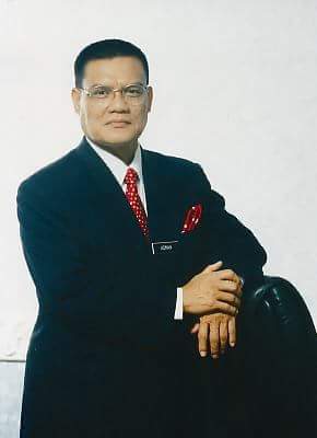 HyrolI's tweet photo. @shahanizasham hbday DS Long Nan..Timakasih sebab bnyak mbantu di thn 2002(1)  2006(2) dan lain2.. https://t.co/0zzZYp7YLr