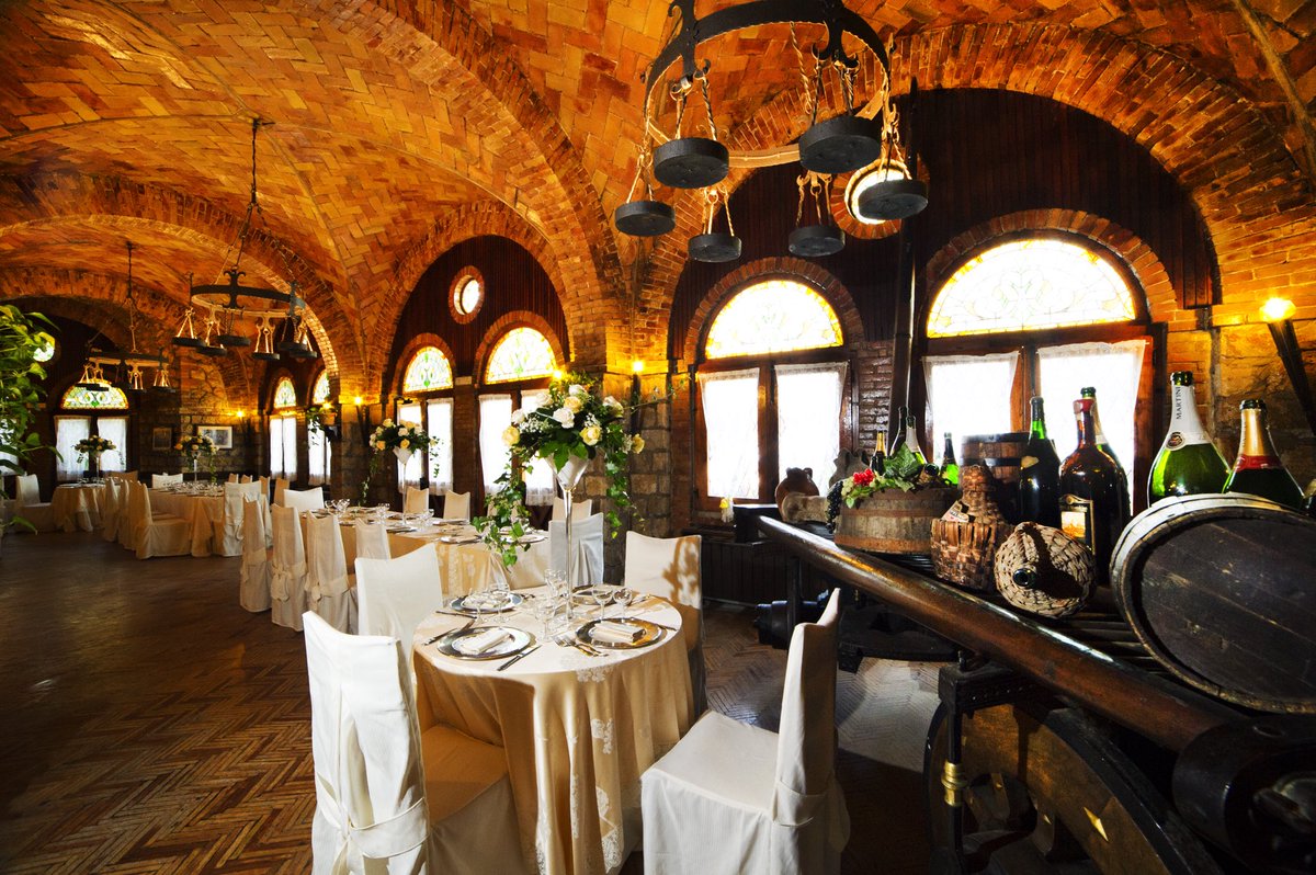 MiramareFormia's tweet photo. a piece of #history, the faun's cave! #Elegant, #Particular and #Unique in its kind! found more than 80 years ago after some renovations. Perfect for every event.. come and discover it📍it will be love at first sight! 
https://t.co/jH5cnYaSgz 
#italy #formia #hotel #restaurant https://t.co/vpb8nBzx9T