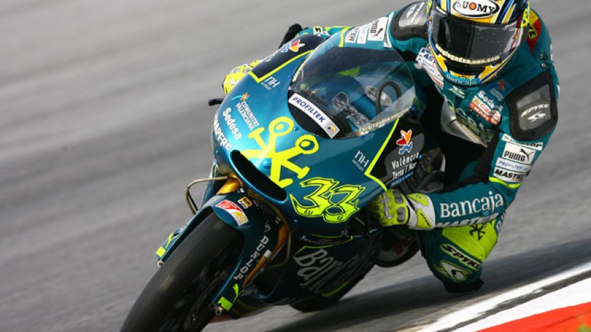 super7moto's tweet photo. . @SergioGadea Aspar Team 125cc (2008) Buenos  días - Good Morning -Bon jour - Guten Morgen - Buongiorno - Bons Dies -  早安 - Egun On - Bo día - おはよう - อรุณสวัสดิ์ - Que pasa pisha - Selamat  pagi - доброе утро https://t.co/8nmw5f4BQ5