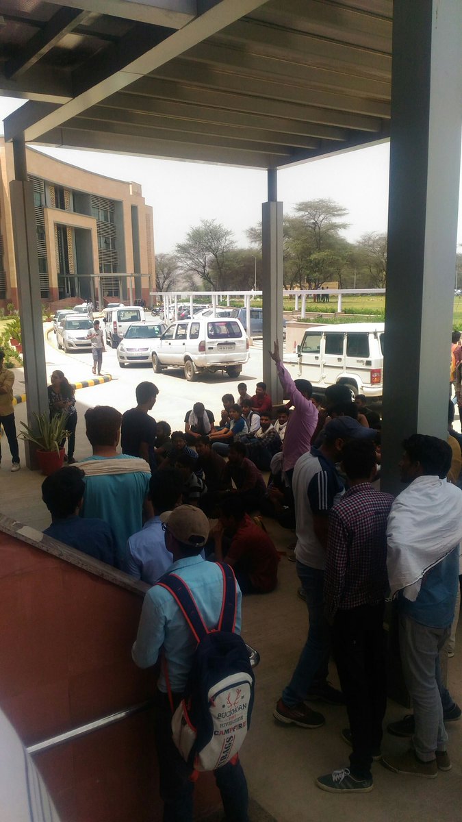 CV_shivi's tweet photo. Would you support us . @CUHengineering @BJPLive @ArvindKejriwal @PMOIndia https://t.co/qn2B7od7jZ
