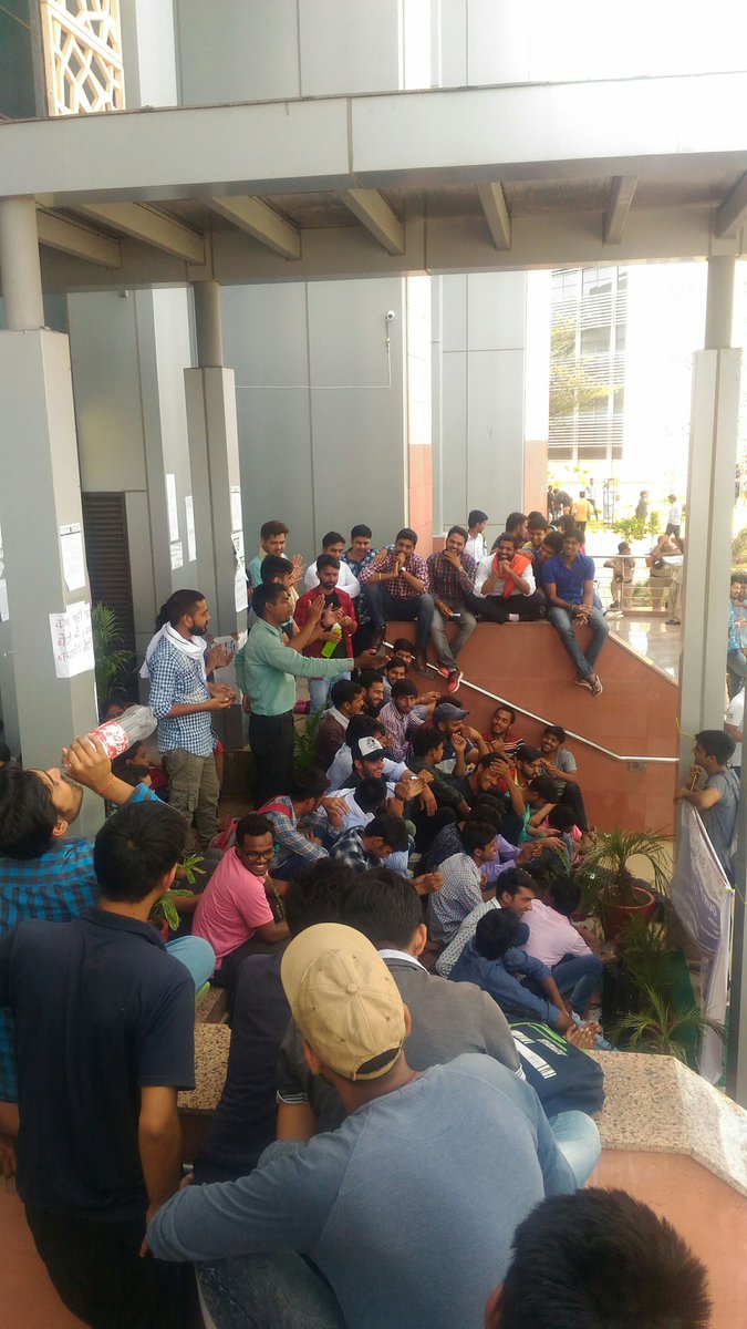 CV_shivi's tweet photo. We want answer @PMOIndia @PrakashJavdekar @DeepakChorasia https://t.co/MD9KVioLFk