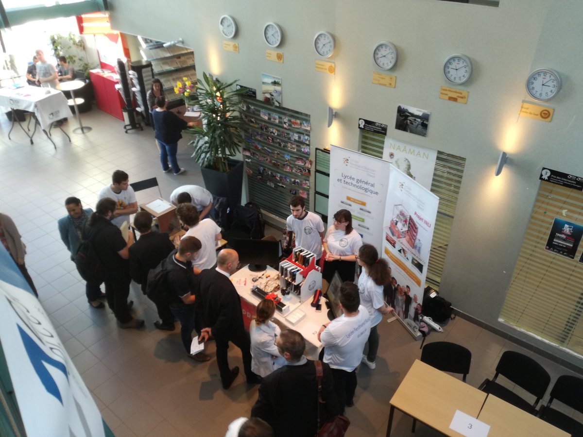 CGaillardMSA's tweet photo. #OlympiadesSI C est parti pour la finale de l @acrouen  au @Cesi_Rouen. Inventer, expérimenter et innover... Des idées ils en ont les lycéennes et lycéens de l académie de #Rouen 👍👍👏👏 https://t.co/5Km65IWvv9