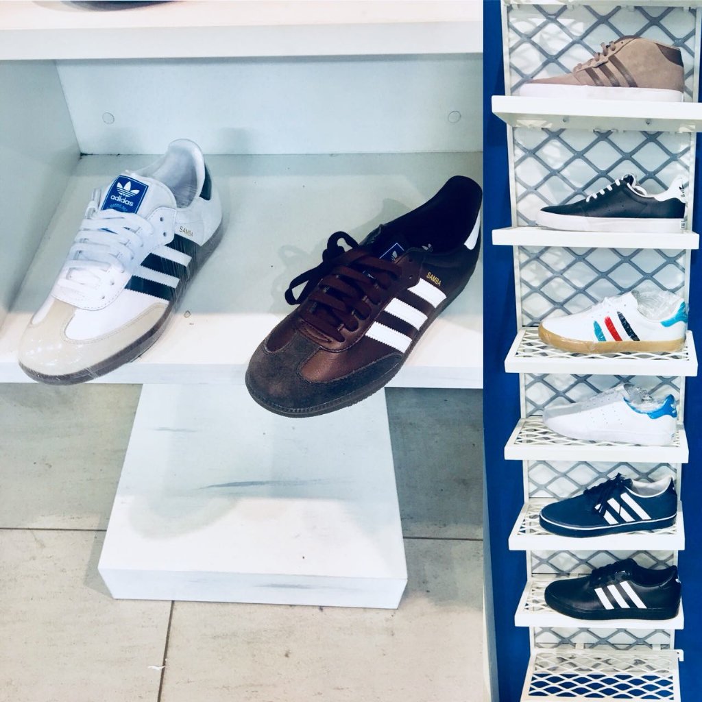 Young_Vision01's tweet photo. Which one do you want? Sign up at https://t.co/2QYFtxl0J1 #YoungVisionSneakers https://t.co/pNuyevOzcr