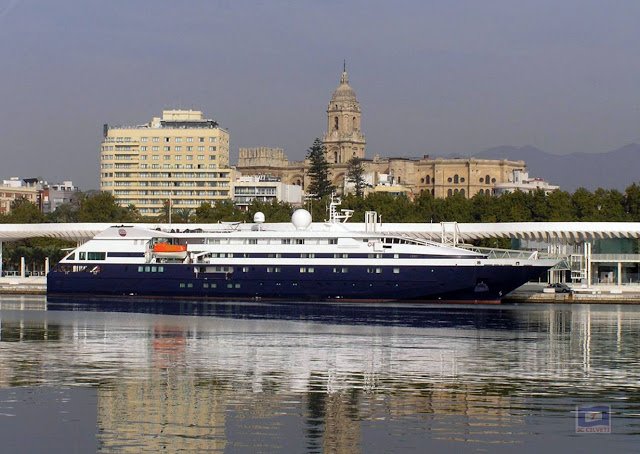 MercedGMarket's tweet image. Today we want to say welcome to nearly 8.000 passengers and the crew of the cruises of @MSCCrucerosESP, @HALcruises, @costacrociere and @GCCruiseLine 🚢 We are waiting for you in #MercedGastroMarket to let you know the best gastronomy in Málaga 😄