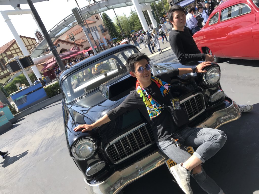 使いません A Twitter 校外研修でusjに行ってきましたー あっとゆう間に時間が過ぎてとても楽しかった またみんなで行きまーす Tik Tokの古川優奈ちゃんに会えたし ほんまにやばかった 一個下にわ見えんしすごいスタイルだった Usjに行けば有名人に会えた