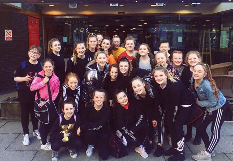 TeamSDC's tweet photo. Amazing day at the AYAW Spring Intensive last month - well done everyone!!! Thank you so much to @craigwharmbydance @joshwharmby @angelwharmby &amp; @oliviahigham for organising and giving these kids another fabulous opportunity!!! #AYAW #Intensive #Dancers #Choreographers #Talent https://t.co/CJIPyIm6fS