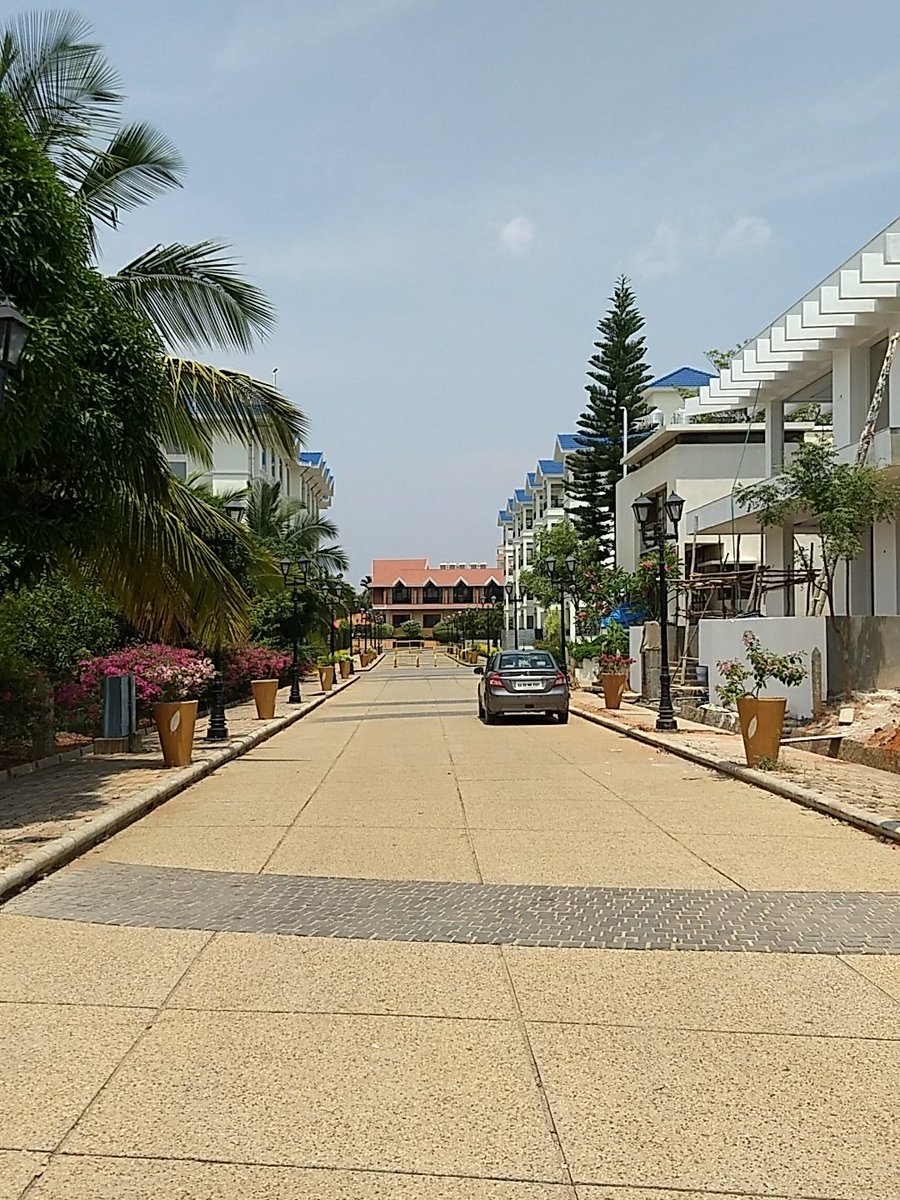 RohitvNiranjan's tweet photo. Time for #Sprinklr annual bash at @clarks_exotica #onesprinklr @Sprinklr #sprinklrannualbash2018 https://t.co/j3IRiEyQ7R