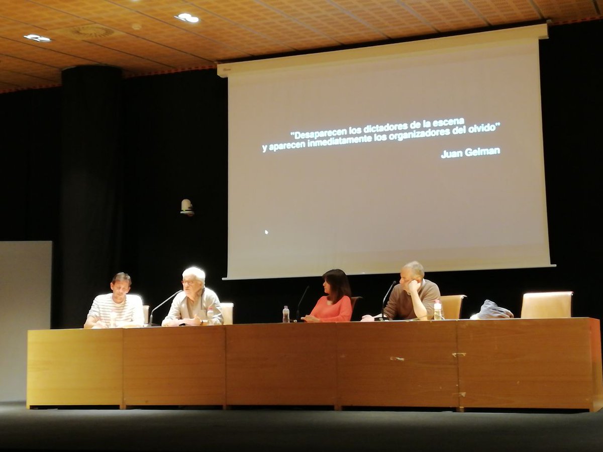 Muchas gracias #Rivas por la acogida de ayer a nuestra película. Y también a <a href="/chato_galante/">Chato Galante</a> y <a href="/Emilio_Silva_/">Emilio Silva Barrera 📒</a>  por vuestra presencia y apoyo. Próxima parada <a href="/GizaZinemaldia/">GizaEskubideenZinema</a> <a href="/donostiakultura/">Donostia Kultura</a>