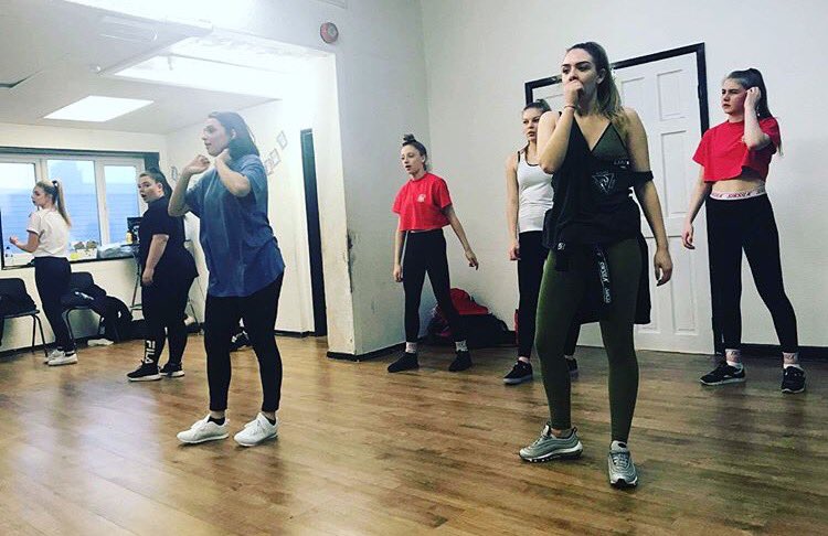 TeamSDC's tweet photo. Lovely to have our girl back from London and teaching senior commercial last week!! Thank you for a great lesson Cesca - love having you home!! 👏🏼❤️ #Commercial #Teacher #Dancer #HomeFromHome #London #TeamSDC #SDCFamily https://t.co/jUnsBRXffL